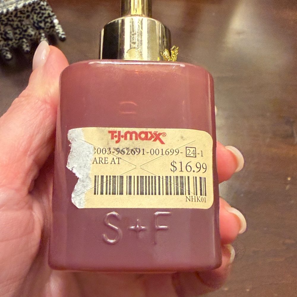 Sand + Fog Jasmine & Cedarwood Perfume Oil - Picture 3 of 3